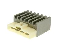 regulator / rectifier 3-pin for Scarabeo 100 2T 00- (Yamaha engine) [ZD4RE0]